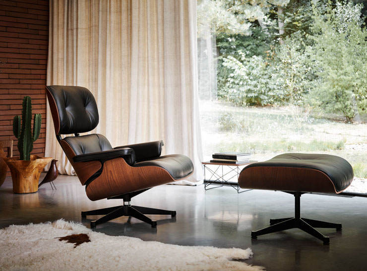 Eames Lounge Chair and Ottoman Mahogany edition - Vitra - Aram Store