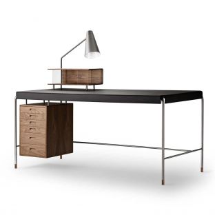 AJ52 Society Table - Desk by Arne Jacobsen 160cm - oak and brown leather